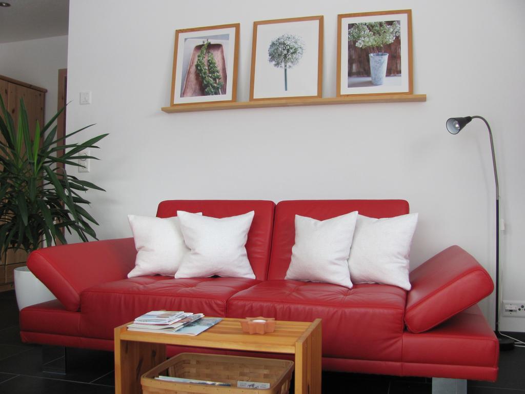 Ferienwohnung Caviezel Tschlin المظهر الخارجي الصورة